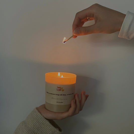 Almond Macaroon soy candle – handcrafted scented candles made with natural soy wax, sweet and cozy fall candles perfect for home décor.