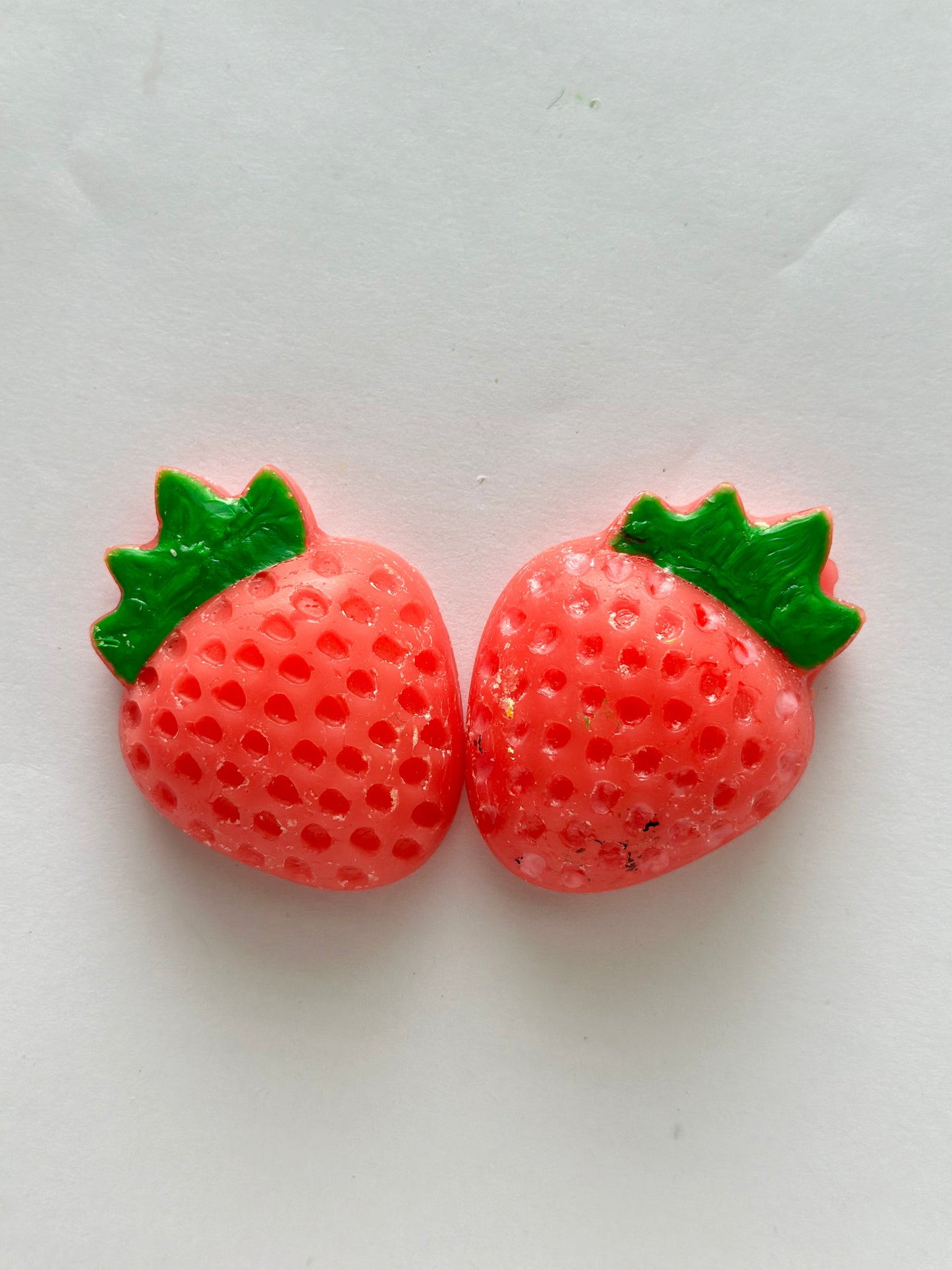 Strawberry Cheesecake - Wax Melts (1 pack includes 5 wax melts)