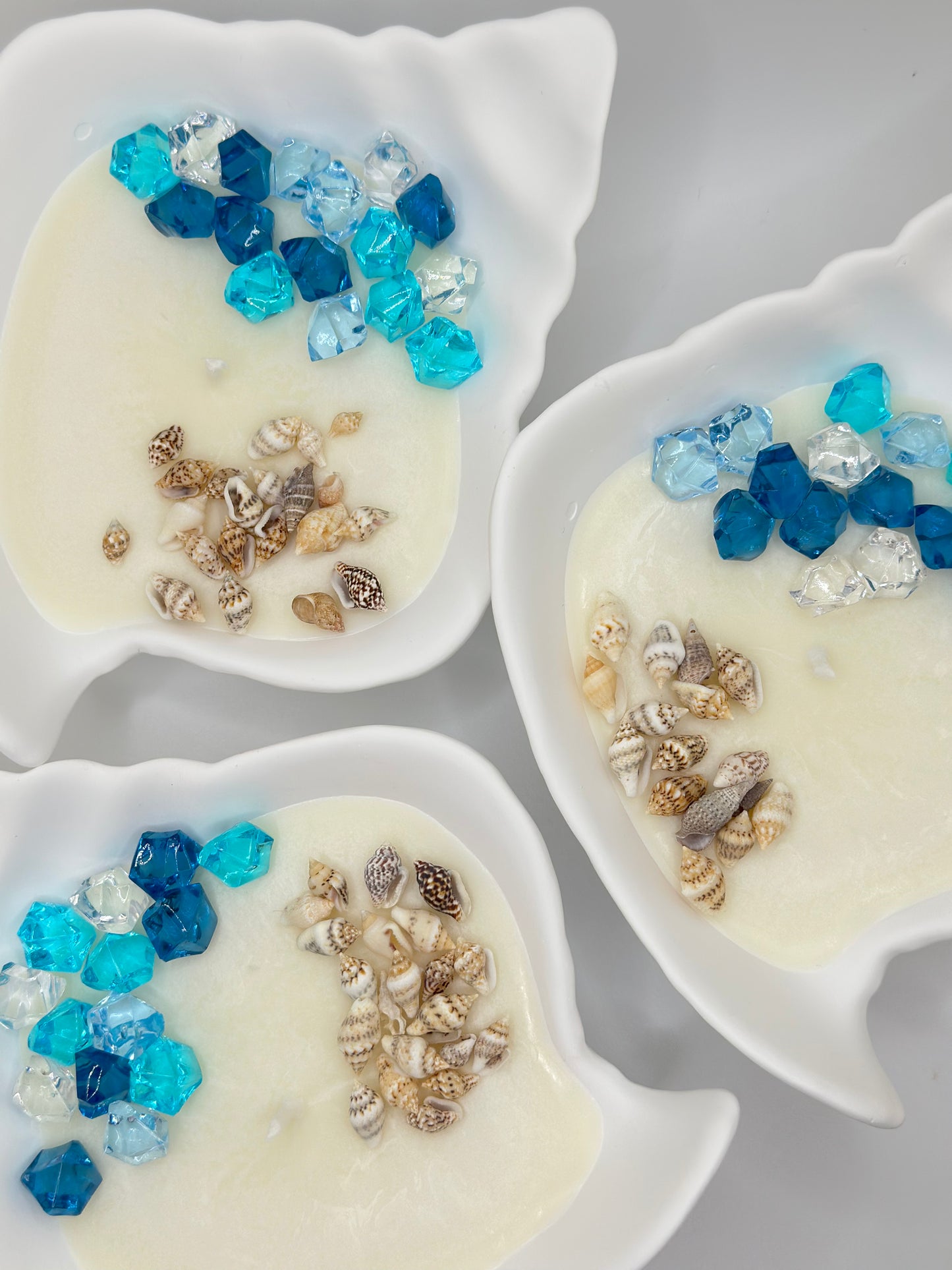 Handmade Sea Shell Candle – Black Sea Scented, Decorative Shell Jar with Coastal Gems